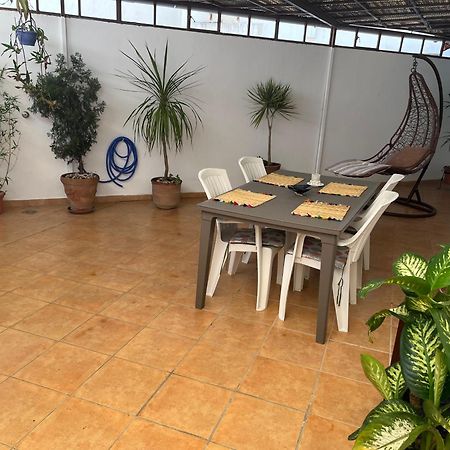 Appartement Elegant Et Climatise Au Centre Avec Terrasse - Proche Plage Et Attractions ! Tanca Dış mekan fotoğraf