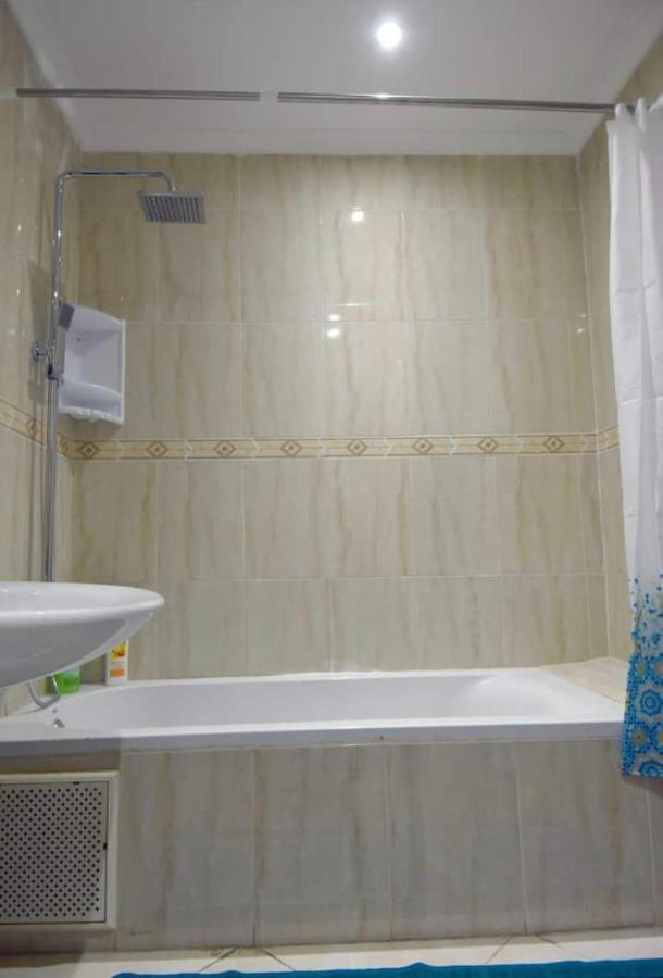 Appartement Elegant Et Climatise Au Centre Avec Terrasse - Proche Plage Et Attractions ! Tanca Dış mekan fotoğraf