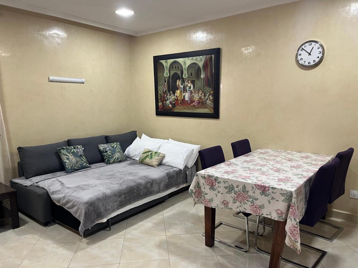 Appartement Elegant Et Climatise Au Centre Avec Terrasse - Proche Plage Et Attractions ! Tanca Dış mekan fotoğraf